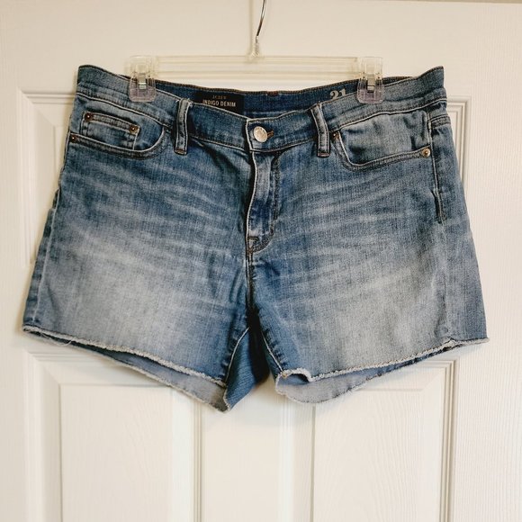 J Crew Indigo Denim Light Wash Shorts Size 31 - Picture 2 of 5